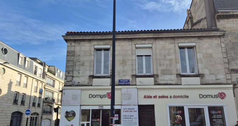Achat / Vente programme immobilier neuf Bordeaux réhabilitation à 20 min de la gare en bus (33000) - Réf. 13644